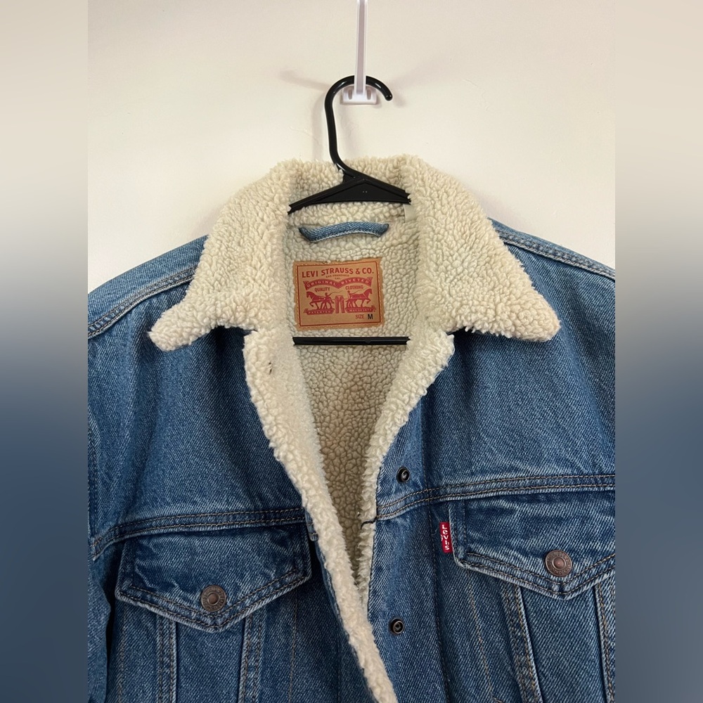 Levi’s Sherpa Fleece Lined Jean Trucker Jacket - Picture 3 of 3